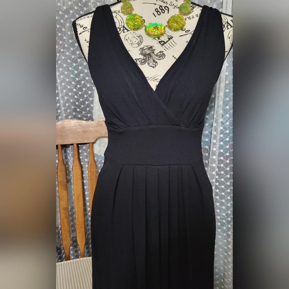LITTLE BLACK DRESS - Picture 2 of 7